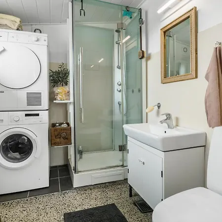 Ferienhaus 2 Bedroom Pet Friendly In *